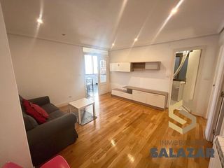 Rent Flat  Fernández del campo kalea. Se alquila bonito piso en fernandez del campo