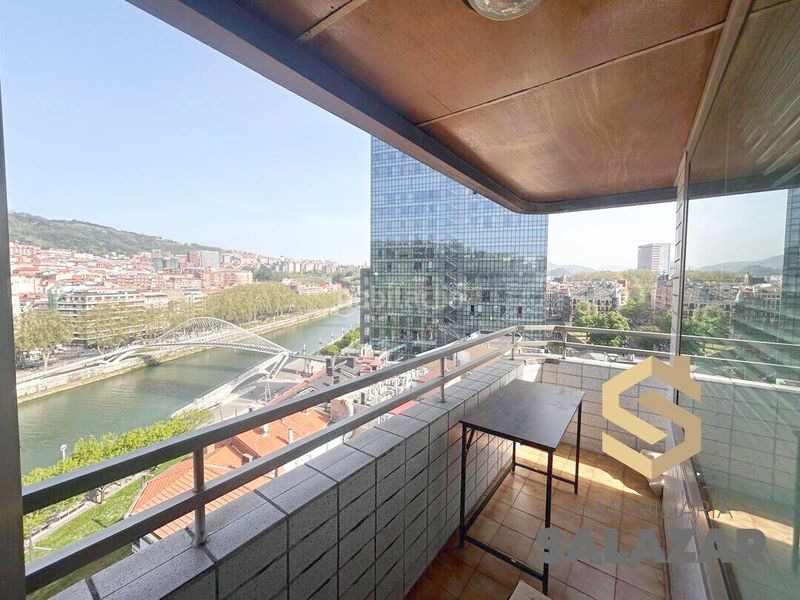 Foto 433efe61-6a4f-436b-ac8e-cbdecb526dad. Pis amb calefacció aparcament a Abandoibarra - Guggenheim Bilbao