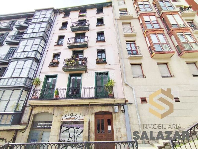 Foto d2315290-386e-4242-8673-9f386a6e9b71. Pis amb calefacció a Casco Viejo Bilbao
