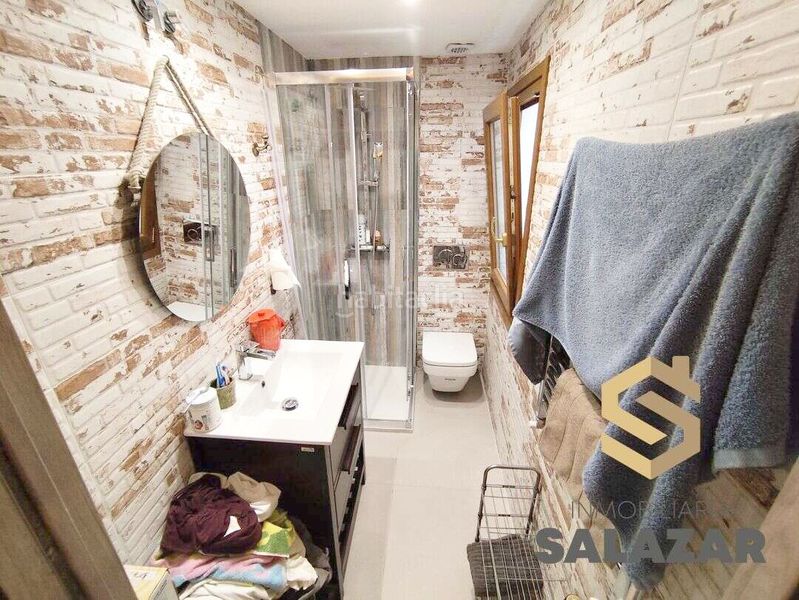 Foto f276ef52-302f-404c-ad3b-0763bbf130ec. Pis amb calefacció a Casco Viejo Bilbao