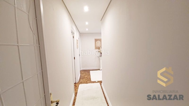 Foto 498c781b-3eb2-43c2-985c-259b1f8108f0. Rent flat with heating in Ensanche - Moyua - Diputación Bilbao