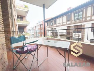 Piso  Ramón y cajal etorbidea. Salazar vende piso y garaje en deusto.