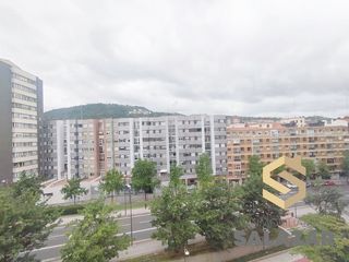 Pis  Avenida del ferrocarril. Salazar vende en avenida del ferrocarril