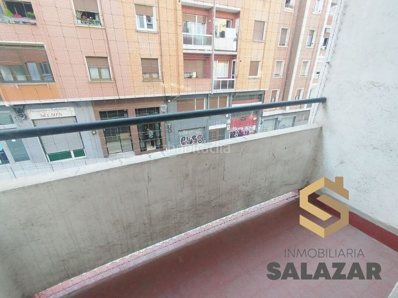 Foto adf1ab31-8ba4-47dc-9014-277f33aae7a4. Pis amb calefacció a Barrio de Uribarri Bilbao