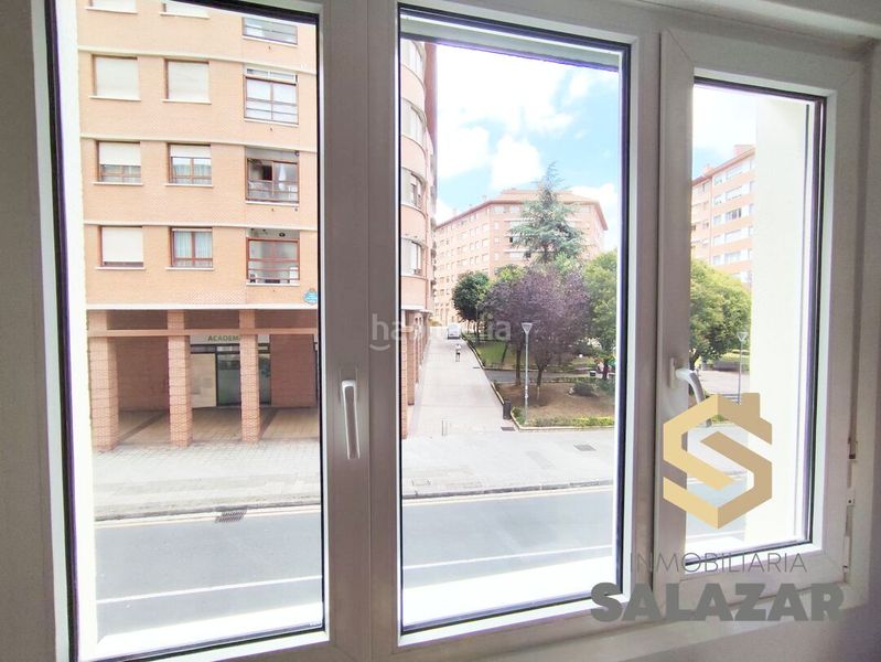 Foto b9d8a4a3-4363-4f49-a3ee-cbd8088a605a. Pis amb calefacció aparcament a Rekalde Centro Bilbao