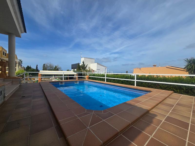 Foto f2eace68-4c8b-410e-bff9-090c61adb001. Haus mit heizung pool in Badia Blava-Badia Gran-Tolleric Llucmajor