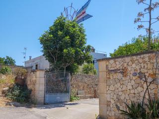 Masia a Muro
