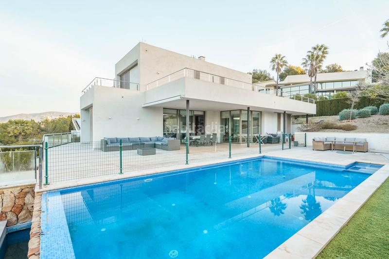 Foto ec911285-e067-469c-b4e3-c15934408e97. Casa con riscaldamento parcheggio piscina in Cala Vinyes Calvià