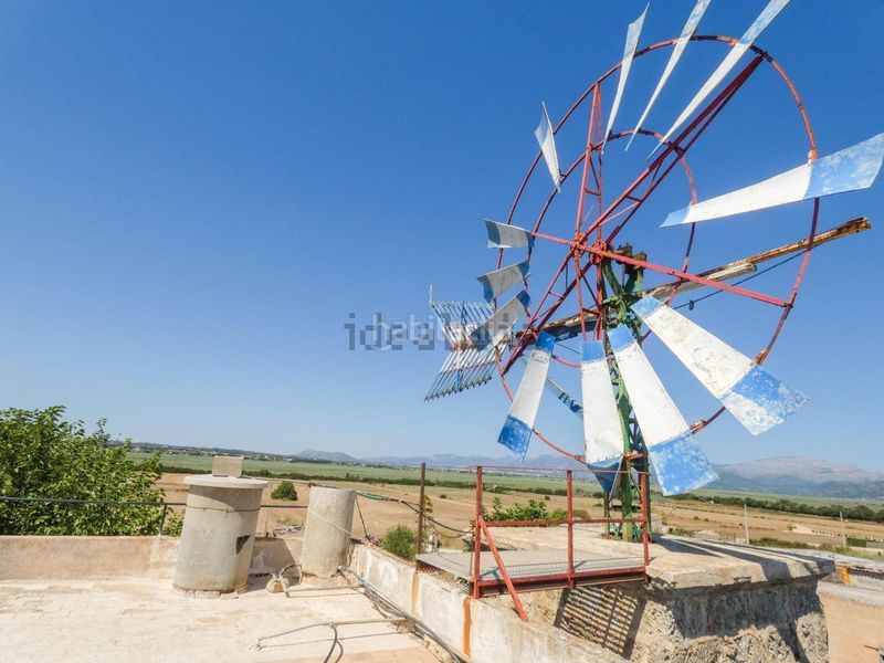 Foto 48945130-8699-49a0-9e14-8b9f80213cae. Masia amb piscina a Muro