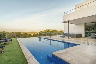 Chalet  Avenida de la badia de palma 23