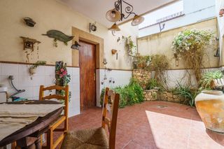 Casa in Artà Poble. Gran y amplia casa de pueblo en arta
