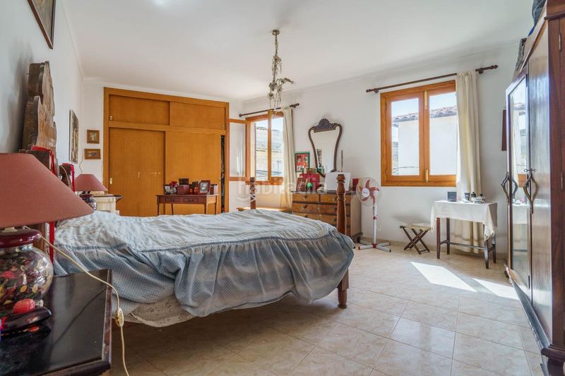 Foto cec53b92-2a40-42aa-bbc0-833f7a777151. Casa amb aparcament a Artà poble Artà