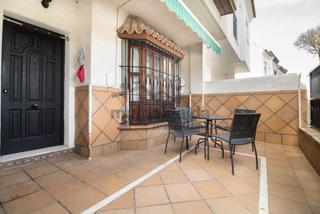Casa adosada en El Pino-Bajo de Gua. Adosado en la zona de montaeses