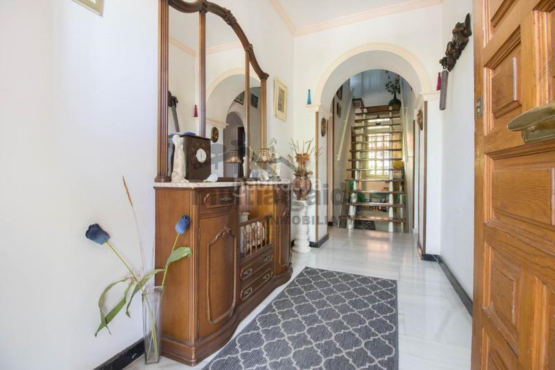 Foto dc88b758-a7a8-4b53-ada0-a353b7db5bfa. Haus mit parking pool in Ayuntamiento-Barrio Alto Sanlúcar de Barrameda