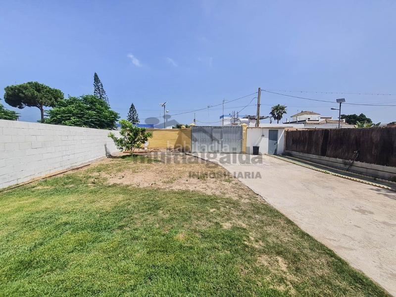 Foto 792613ea-1bbd-4ea9-af52-e281dbf8f41e. Masia amb piscina a Chipiona norte Chipiona