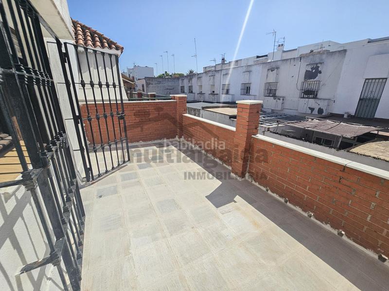Foto 53cd6960-e0d6-46da-b96b-28dfadae09c0. Casa adossada a Ayuntamiento-Barrio Alto Sanlúcar de Barrameda
