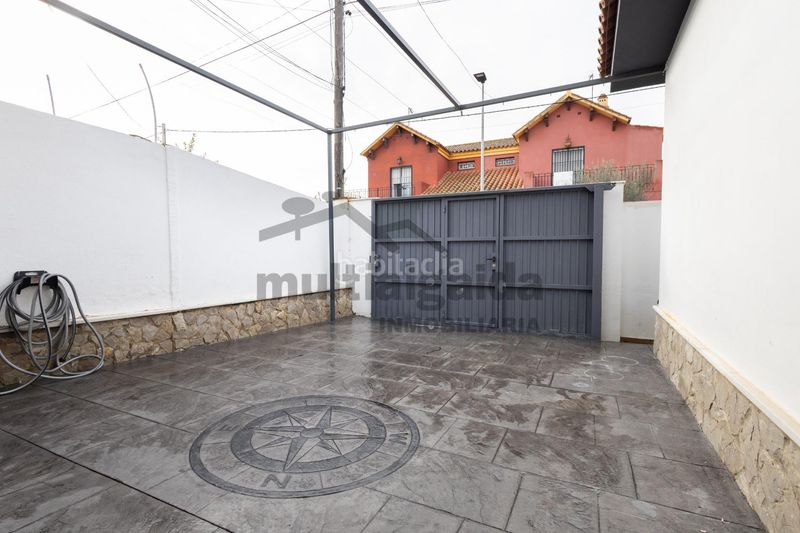 Foto 294ac932-57b5-4391-9950-2b74a42c33d4. Casa amb aparcament a Bonanza-Avda de Huelva-Barrio Andalucia Sanlúcar de Barrameda