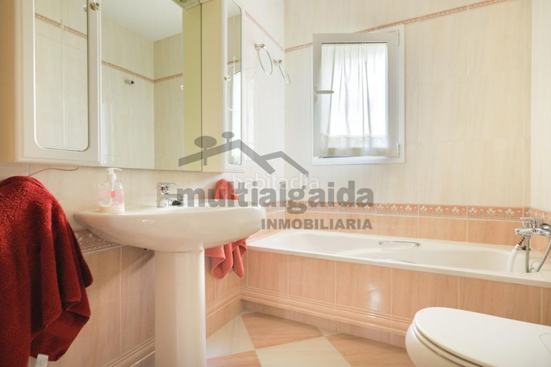 Foto 183dedd1-5d72-4e03-b0b3-2c71c1d5a4bb. Xalet amb aparcament piscina a El Altillo Jerez de la Frontera
