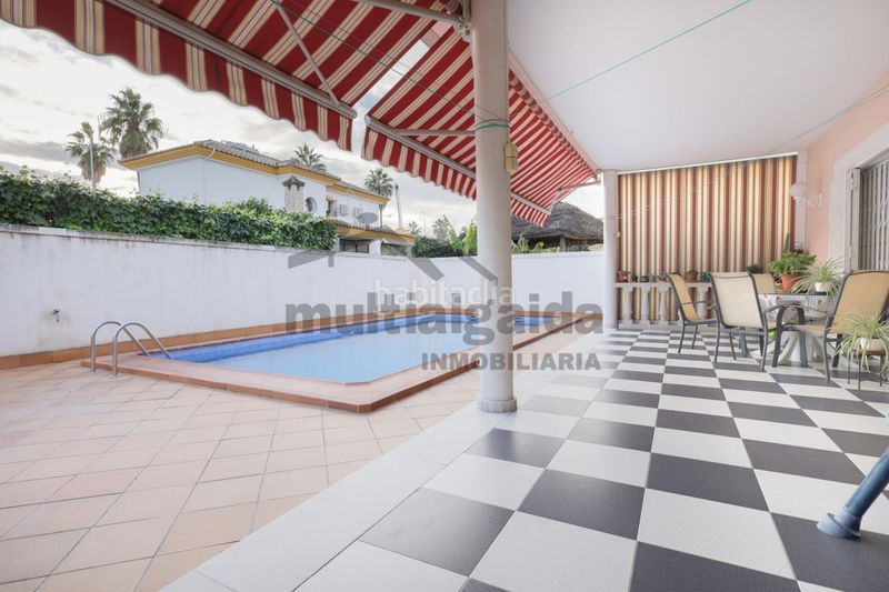 Foto cc952642-f75a-4fb0-bf9e-fa876823e8f5. Xalet amb aparcament piscina a El Altillo Jerez de la Frontera