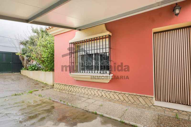Foto cc008a81-aa8f-4b3c-95fa-41e234432235. Masia amb aparcament a El Juncal - Vallealto Puerto de Santa María (El)