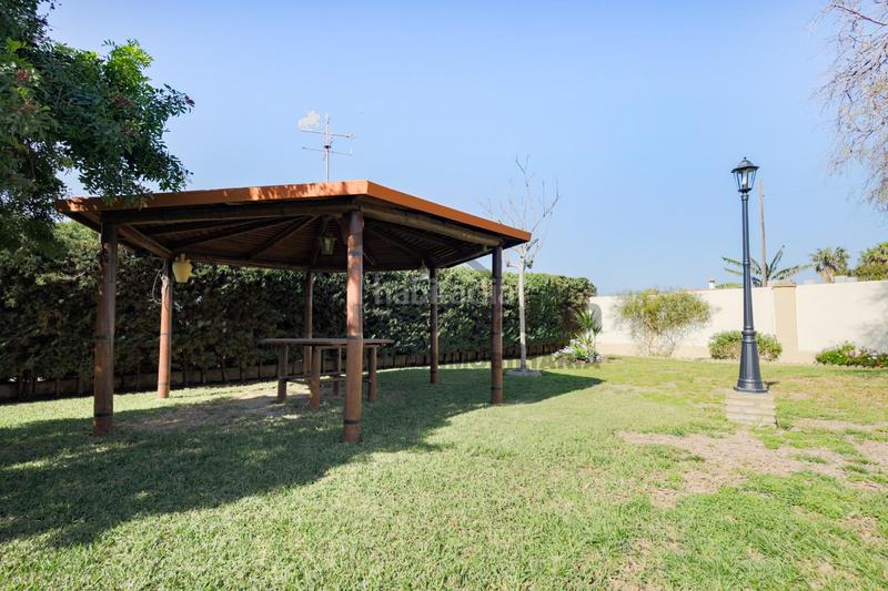 Foto 21f39890-a6f8-434f-80c0-a7c1bd96f2b5. Masia amb aparcament a La Jara Sanlúcar de Barrameda