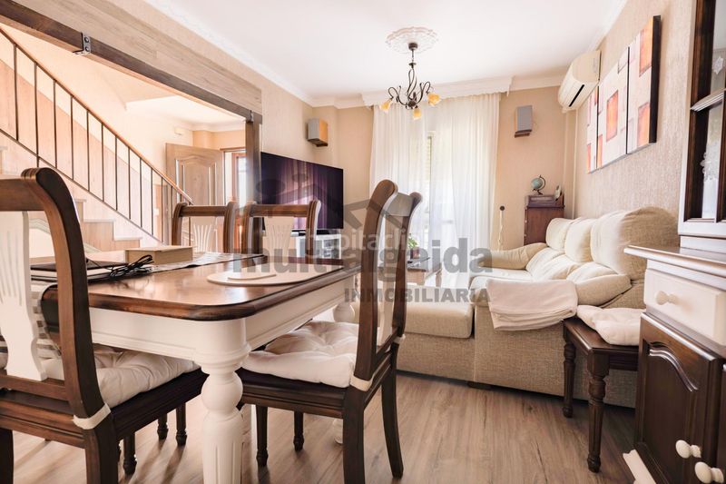 Foto 0c9d99a2-7807-42eb-b589-65dc7d0b3f66. Casa adossada amb aparcament a Monteolivete-Camino Sevilla Sanlúcar de Barrameda