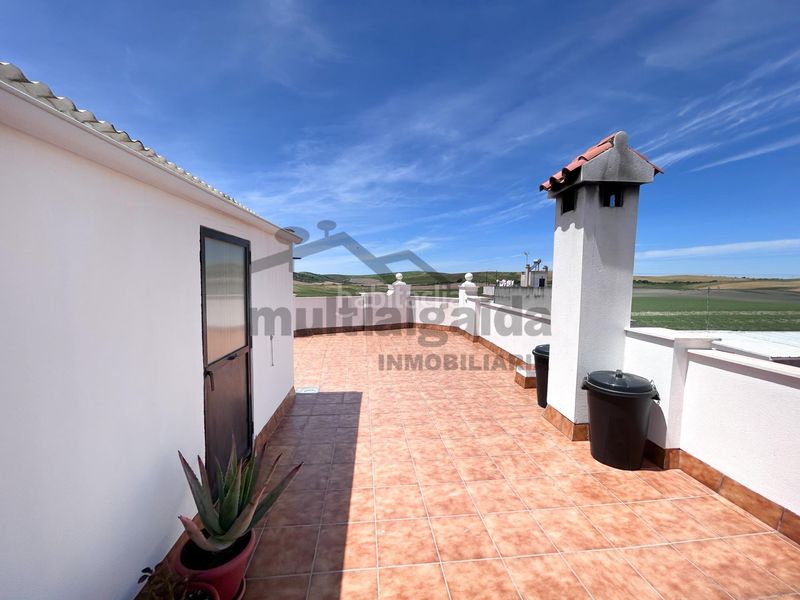 Foto 08fd6070-ea6a-4701-b415-b389ef0cd3b8. Casa a Arcos de la Frontera