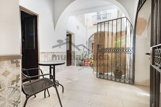 Maison à Ayuntamiento-Barrio Alto. Vivienda en casa histórica rehabilitada en pleno barrio alto