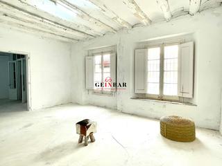 Ground floor in Sarrià. Gran viviendalocal en el corazón de major de sarrià