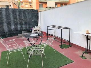 Rent Flat  Calle anna m martinez sagi. Piso de temporada con terraza