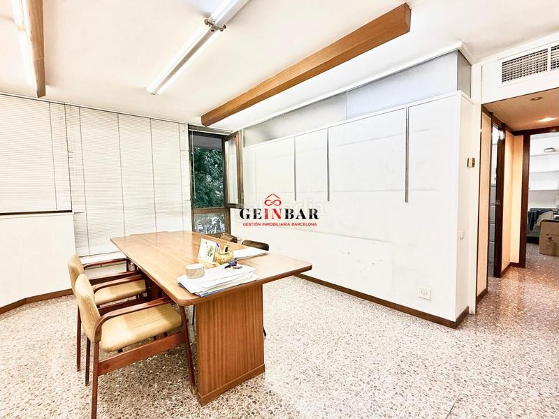 Foto 26dcbefc-df83-4807-877a-254e72b42b14. Location bureau dans Tres Torres Barcelona