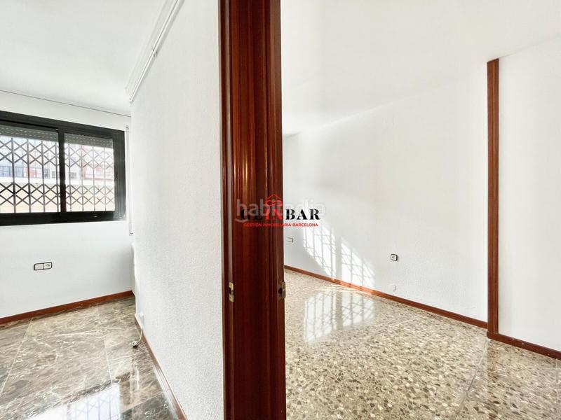 Foto 06cac44f-abfc-4175-81f3-85175c2daf03. Pis amb calefacció aparcament a La Nova Esquerra de l´Eixample Barcelona