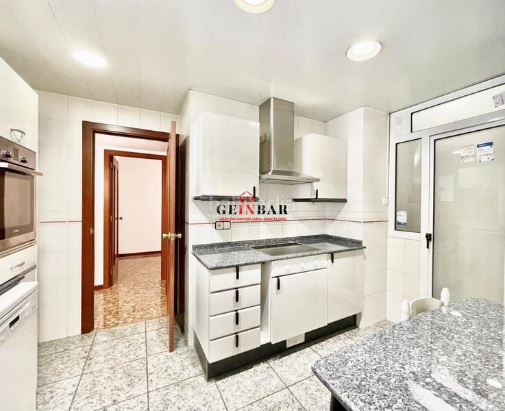 Foto 1809006e-8139-40b9-b70e-9817b8bacd72. Pis amb calefacció aparcament a La Nova Esquerra de l´Eixample Barcelona