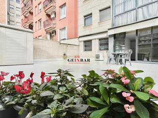 Pis  Carrer de mallorca. Exclusiva vivienda con terraza privada y orientación sur