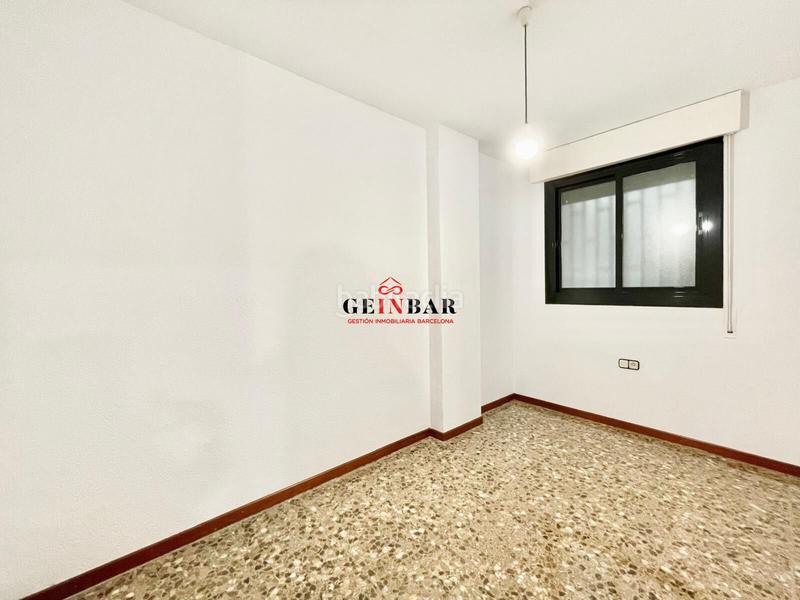 Foto 81f51ceb-c62f-4136-a3a4-d0c70d3691e2. Pis amb calefacció aparcament a La Nova Esquerra de l´Eixample Barcelona