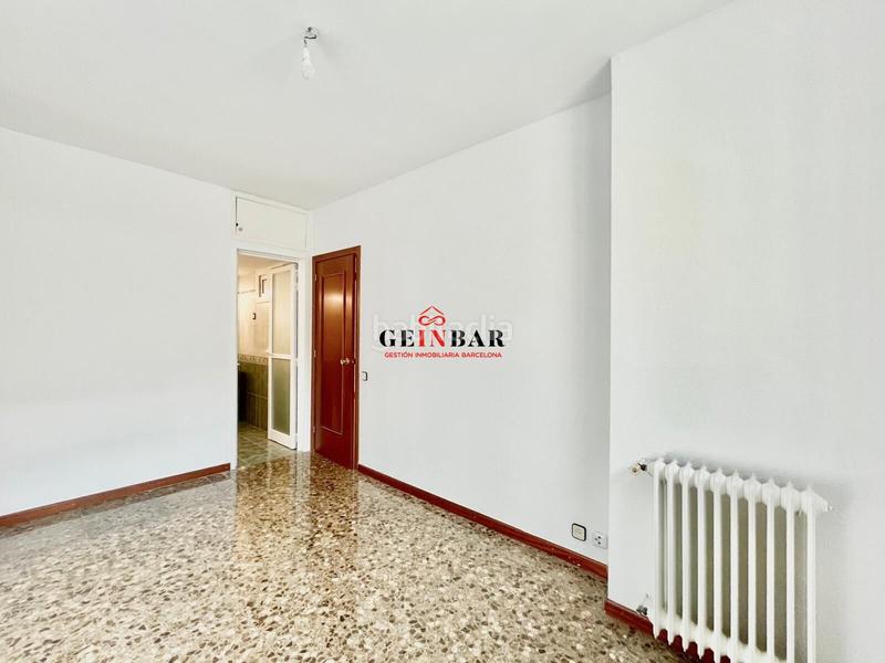 Foto c23b5c9e-4fb6-48b5-840c-a1b2e3e13b04. Pis amb calefacció aparcament a La Nova Esquerra de l´Eixample Barcelona