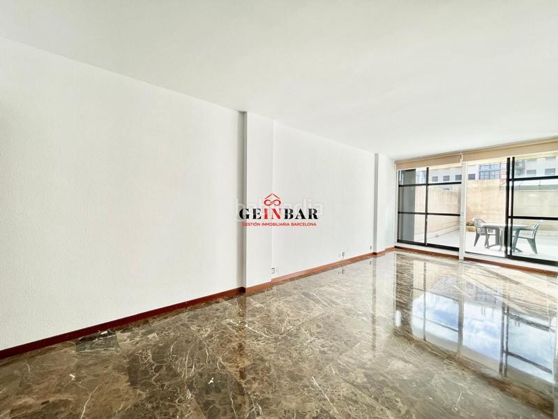 Foto ede7526a-8e56-454d-8899-6d46d64bd672. Pis amb calefacció aparcament a La Nova Esquerra de l´Eixample Barcelona