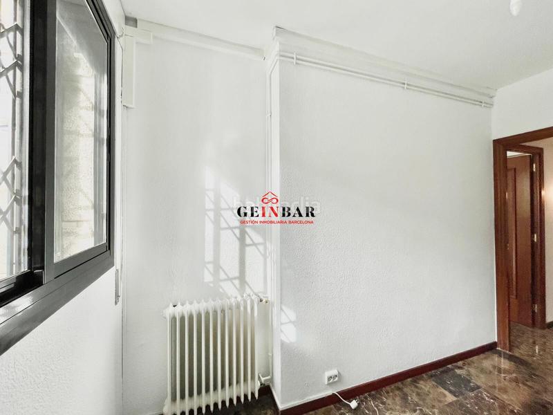 Foto f3d6d136-8cf1-4057-b7cd-190389599fa0. Pis amb calefacció aparcament a La Nova Esquerra de l´Eixample Barcelona