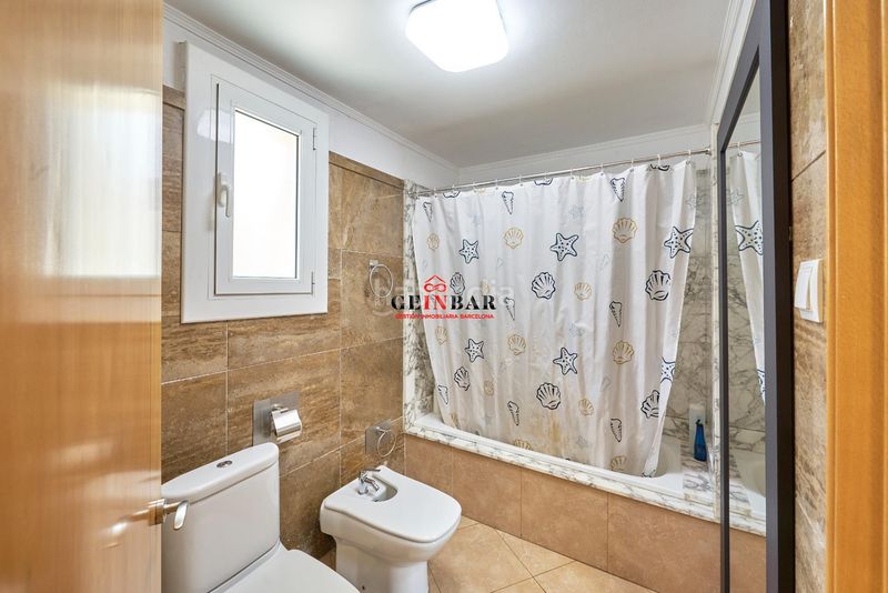 Foto a4ec5cc1-b89a-4167-98b1-89681f8662d7. Pis a Sant Gervasi - Bonanova Barcelona