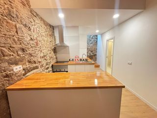 Apartament  Carrer gignas. Dúplex recien reformado al lado de la playa