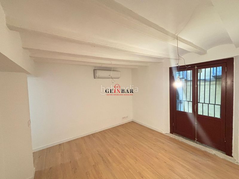 Foto b9e2cf52-4cc3-46c3-b4b0-f3a4cd8fdae7. Apartament a Gòtic Barcelona