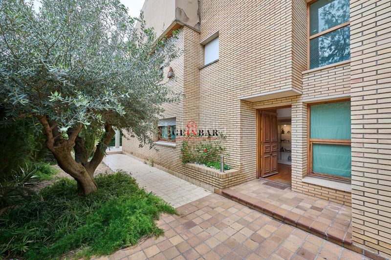 Foto cb7e5fa3-34c8-46dd-b51e-df074eca24c8. Casa amb calefacció aparcament a Ciutat Diagonal Esplugues de Llobregat