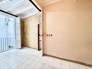 Etagenwohnung  Sant agusti vell. Piso con encanto en ciutat vella