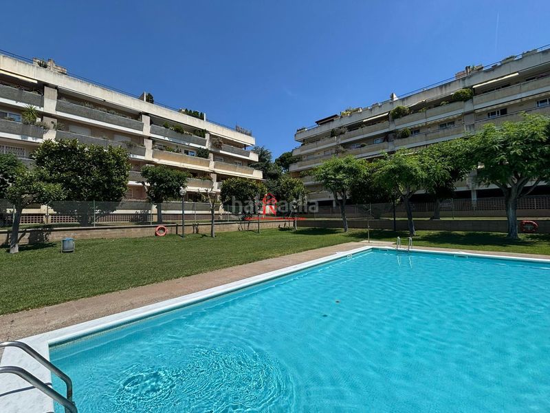 Foto f8d7286b-c716-4b98-a3df-18244d9835fc. Dúplex amb calefacció aparcament piscina a El Balís Sant Andreu de Llavaneres