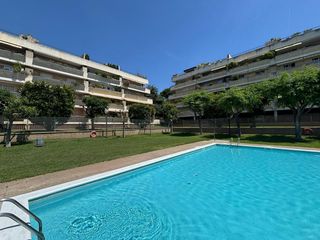 Duplex  Carrer mestral. Espectacular dúplex con dos piscinas y dos amplias terrazas cerc