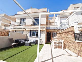 Semi detached house in El Mojón-Las Salinas. Chalet adosado en venta en el mojónlas salinas