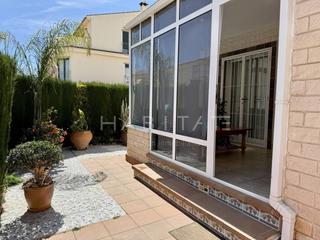 Casa adossada a Pilar de la Horadada Ciudad. Casa adosada en venta en núcleo03190