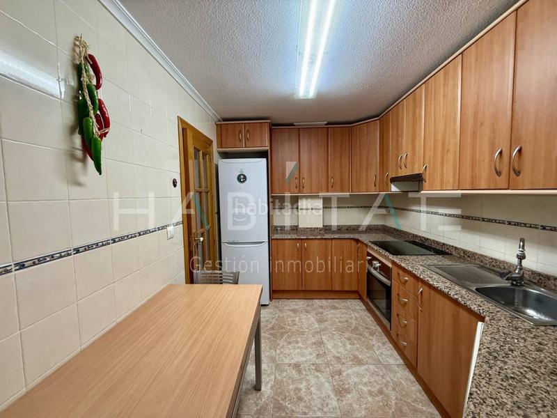 Foto 3487cb8f-06a7-44eb-84cb-5ccb5f777f90. Rent flat with parking in Pilar de la Horadada ciudad Pilar de la Horadada