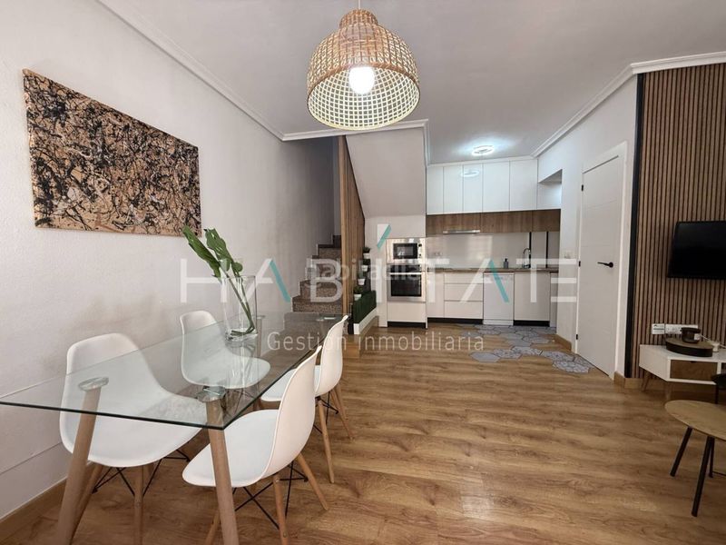 Foto bd0ddb36-f55b-4eb3-8e6e-4f4248ae1f20. Duplex con riscaldamento parcheggio in Playa Flamenca Orihuela