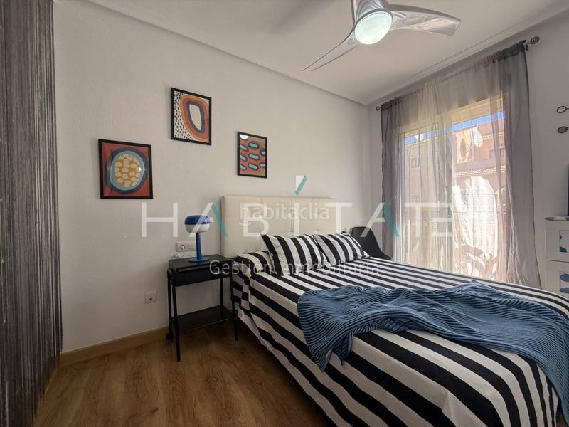 Foto c93c209b-b28d-48e8-95e1-712d5fcb05e4. Duplex con riscaldamento parcheggio in Playa Flamenca Orihuela